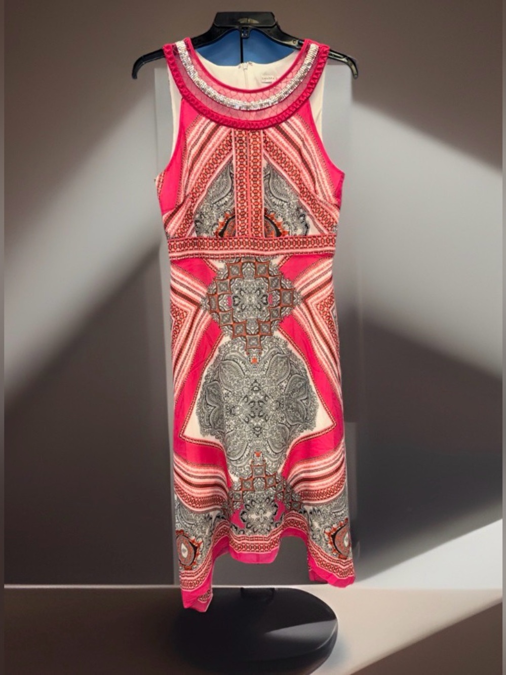 NwoT Sandra Darren Women’s Pink & White Printed Midi Dress w/Silver Beading-6